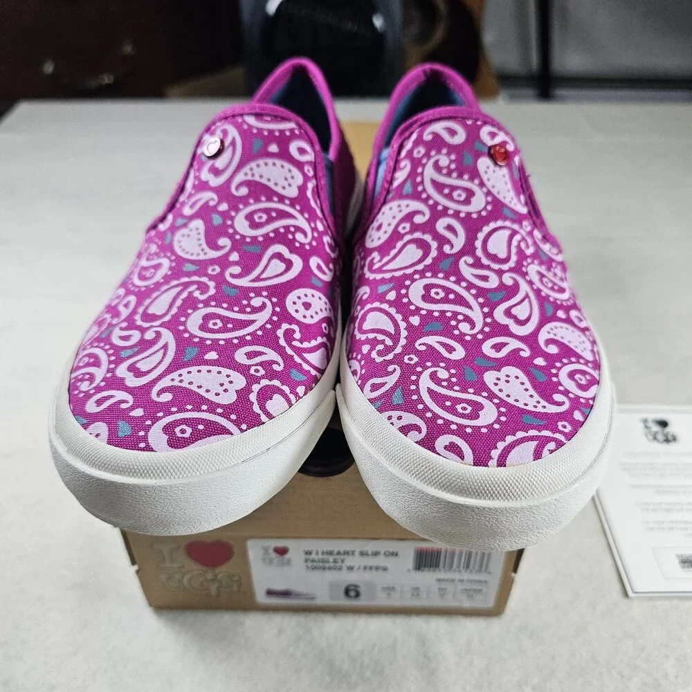 NEW UGG Australia Eyan II Paisley Canvas Boat Style Sneakers w/ Sheepskin Insole - Picture 1 of 5